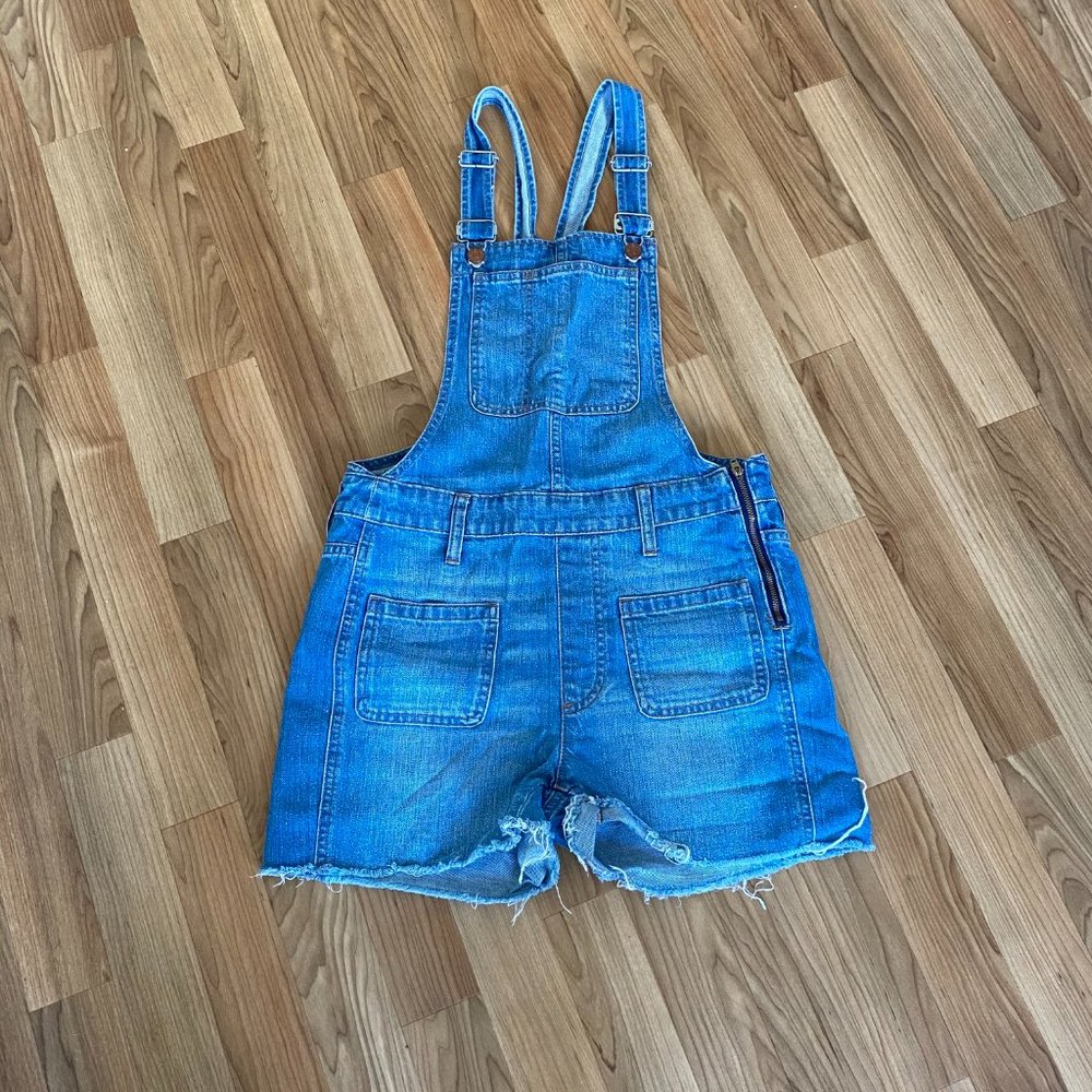 Madewell Adirondack Short Overalls in Isley Wash.